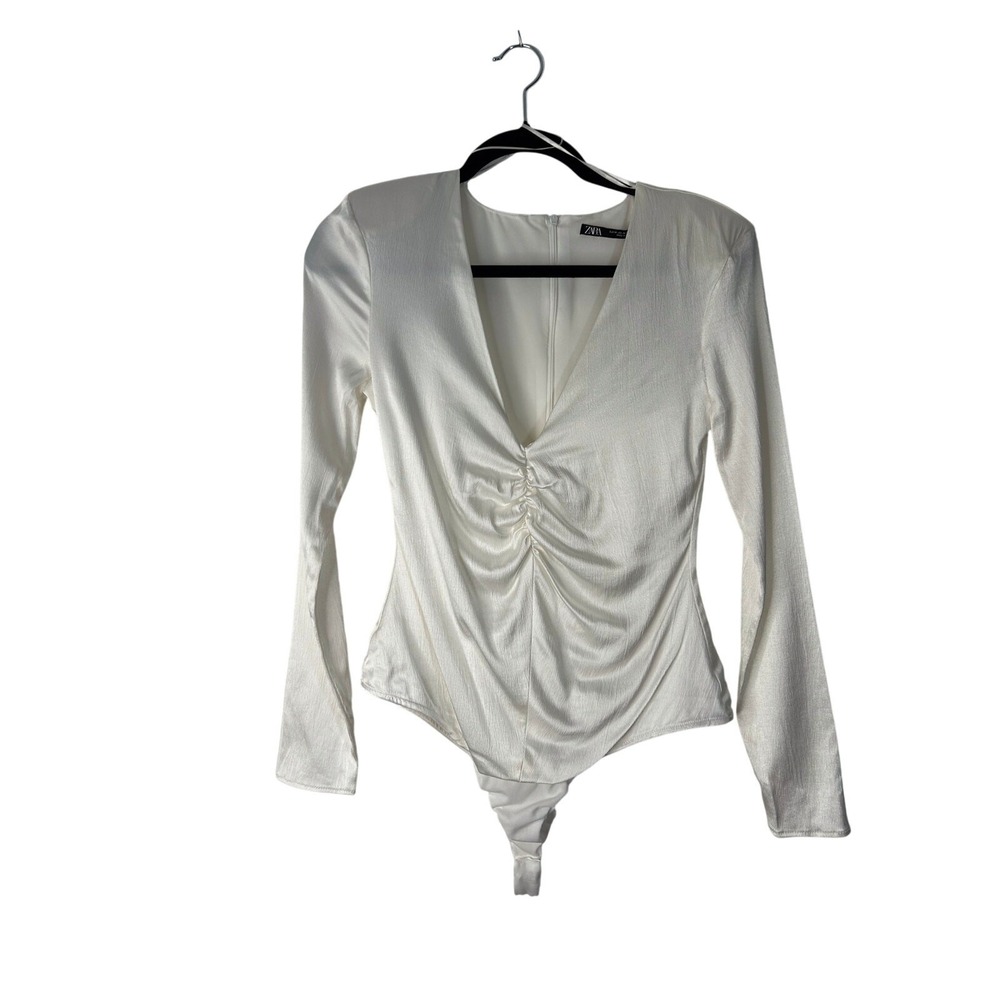 Zara Bodysuit Size‎ M White Satin Effect Deep V-Neck Ruched Long Sleeve Padded